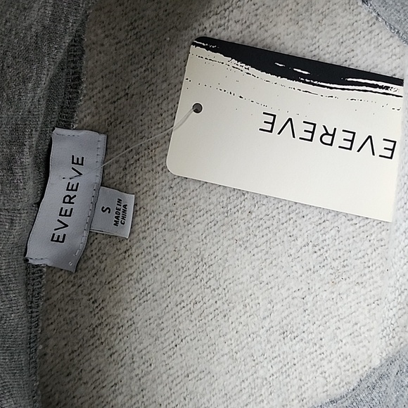 Evereve Presley Varsity Funnel Neck - Picture 3 of 8